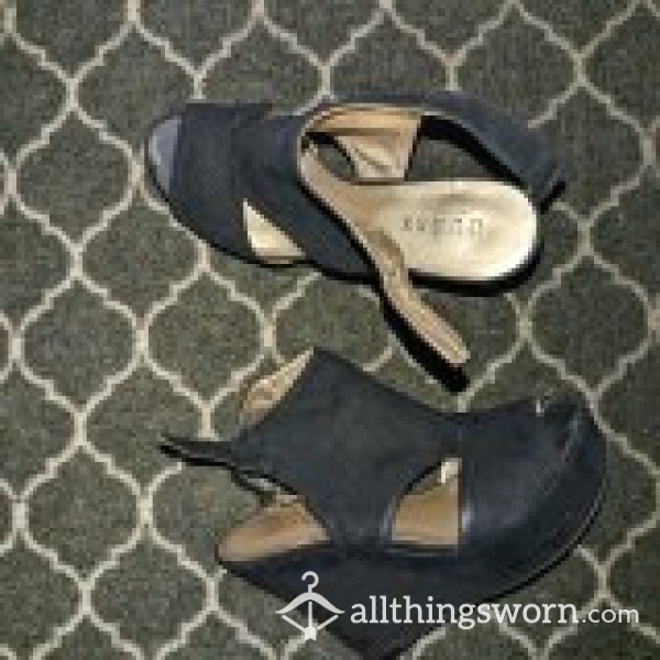Guess Well Worn Wedges