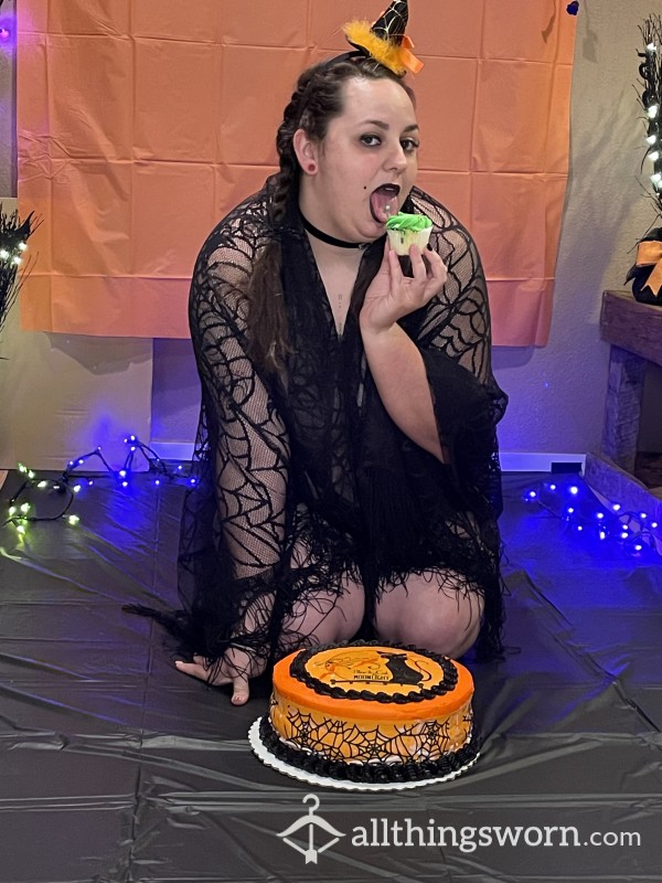 Halloween Cake Sitting Shoot