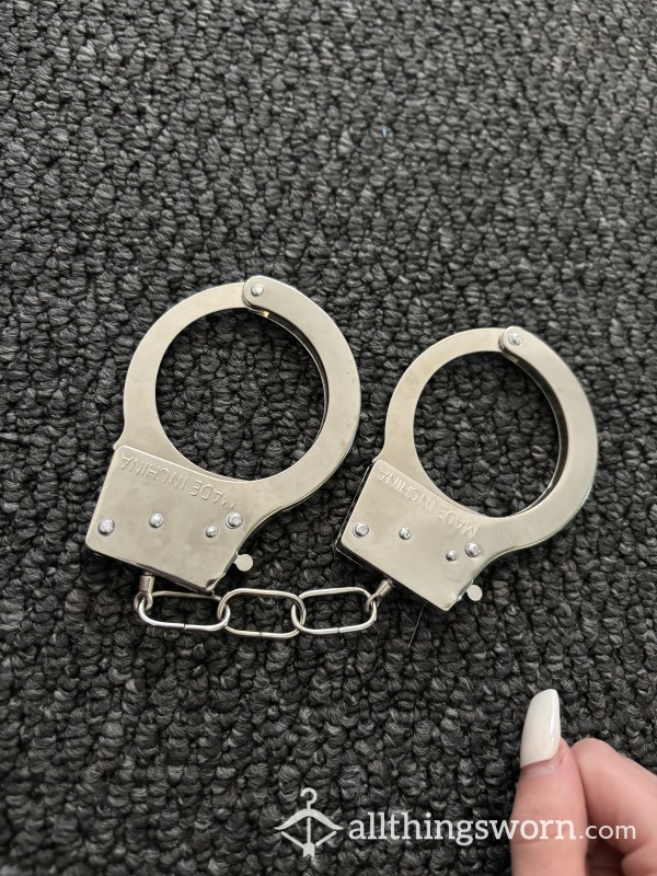 Handcuffs X