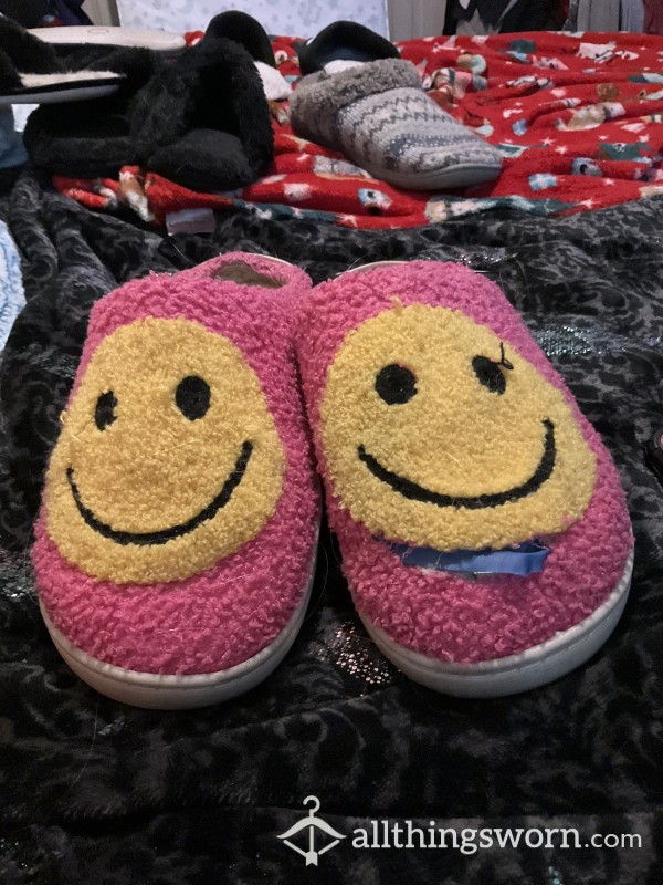 Happy Face Slippers - Overly Worn