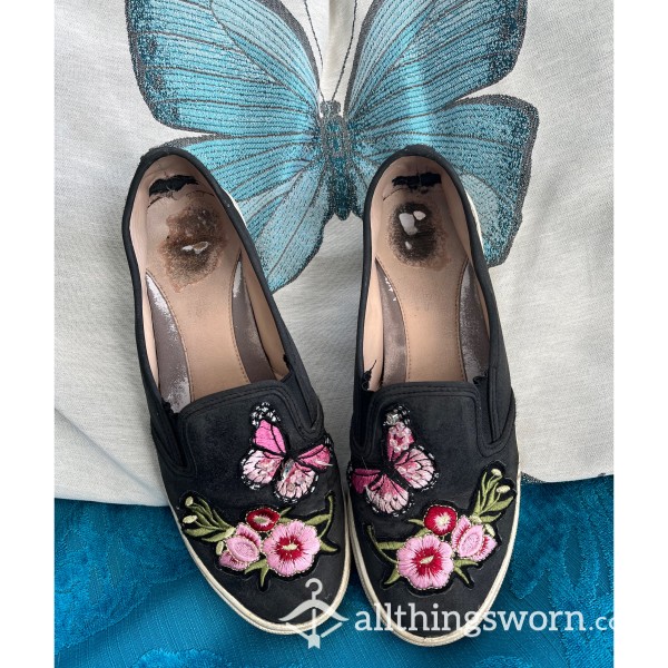 Head Over Heels By Dune- Years Old Butterfly Flat Slip On Shoes. Size 7