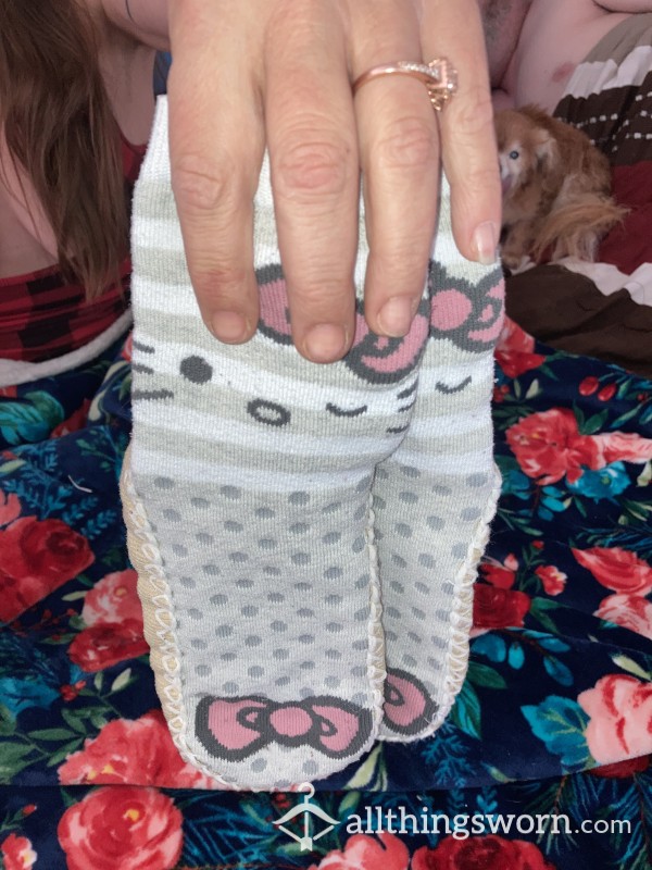 Hello Kitty Slipper Socks 🧦