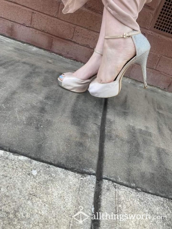 High Heels Champagne Size 8