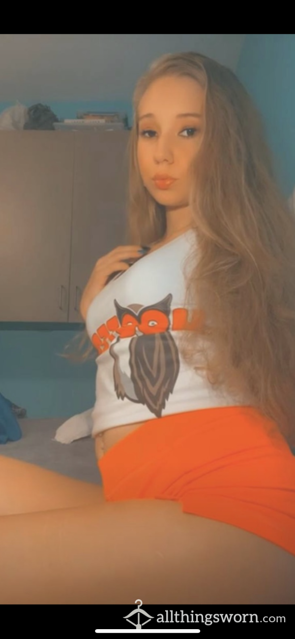 Hooters Girl Outfit