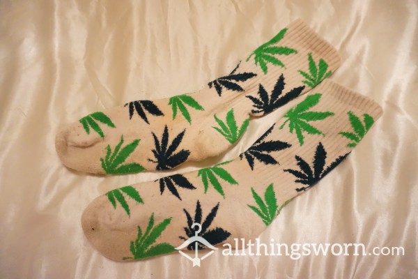 Huff Weed Socks ( Green And White )