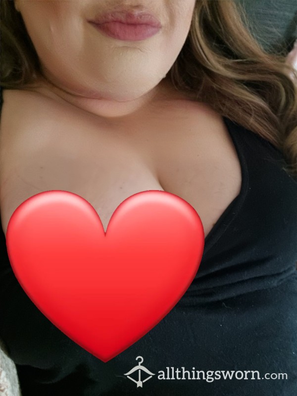 I NEVER Show My Boobs Or Do Nudes So This Is A Very Rare Treat, Just A Little Flash 😜