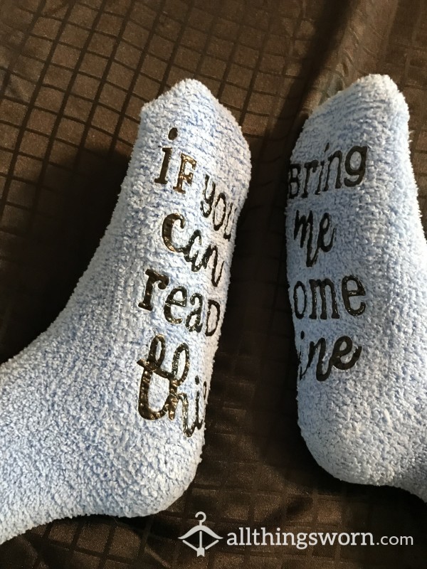 If You Can Read This Bring Me Some Wine 🍷  Extra Soft Socks