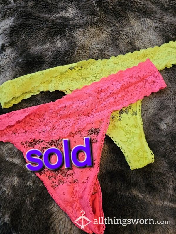 Jessica Simpson Lace Thong (size Lg)