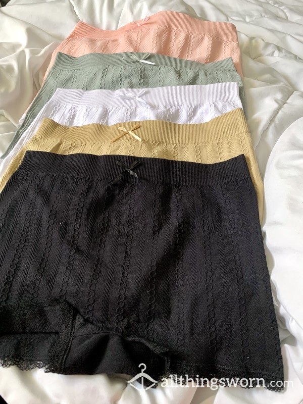 Knit Boy Shorts With Lace Trim - HOLDS SCENT REALLY WELL