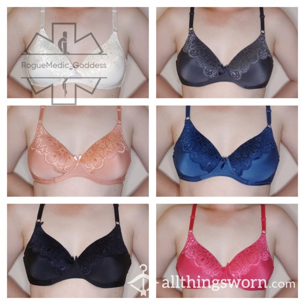 Lace And Satin Wireless Padded Bras - 38B