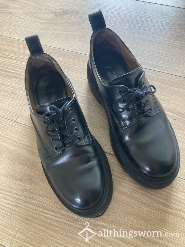 Lace Up Oxford Shoes - Two Years' Wear