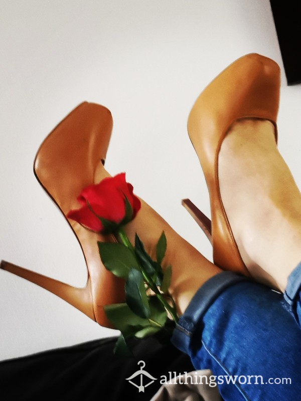 Sexy High Heels. Very Hot Caramel Size 6 Worn Modeling And Parties. Really Feminine Pair £45 💯🔥🔥🔥