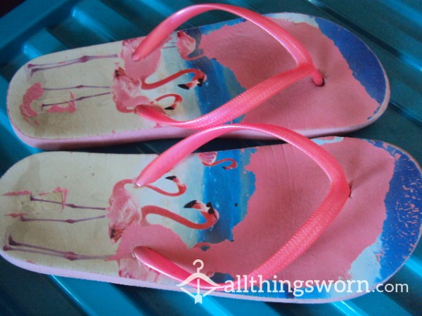 Ladies Well Worn Trashed Pink Flip Flops Size 6