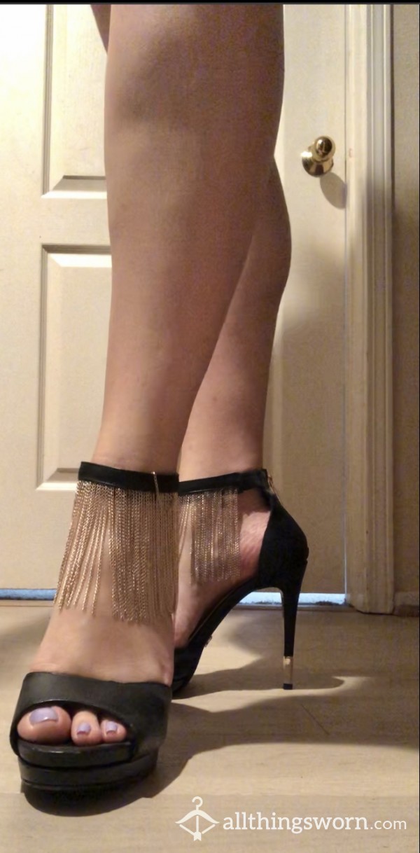 My GOLDEN Item - Leather Heels, Delicate Dangling Gold Chains