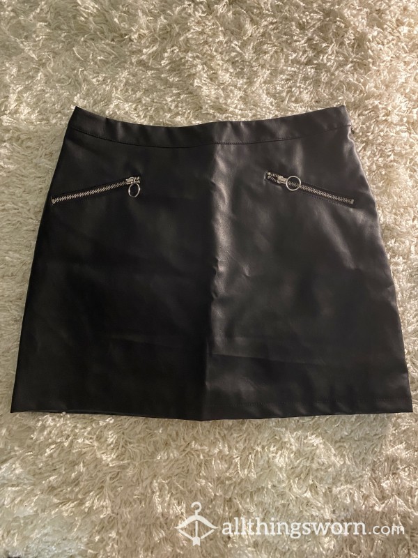 Leather Style Mini Skirt Size 14
