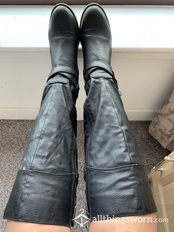Leather Zip Worn Boots