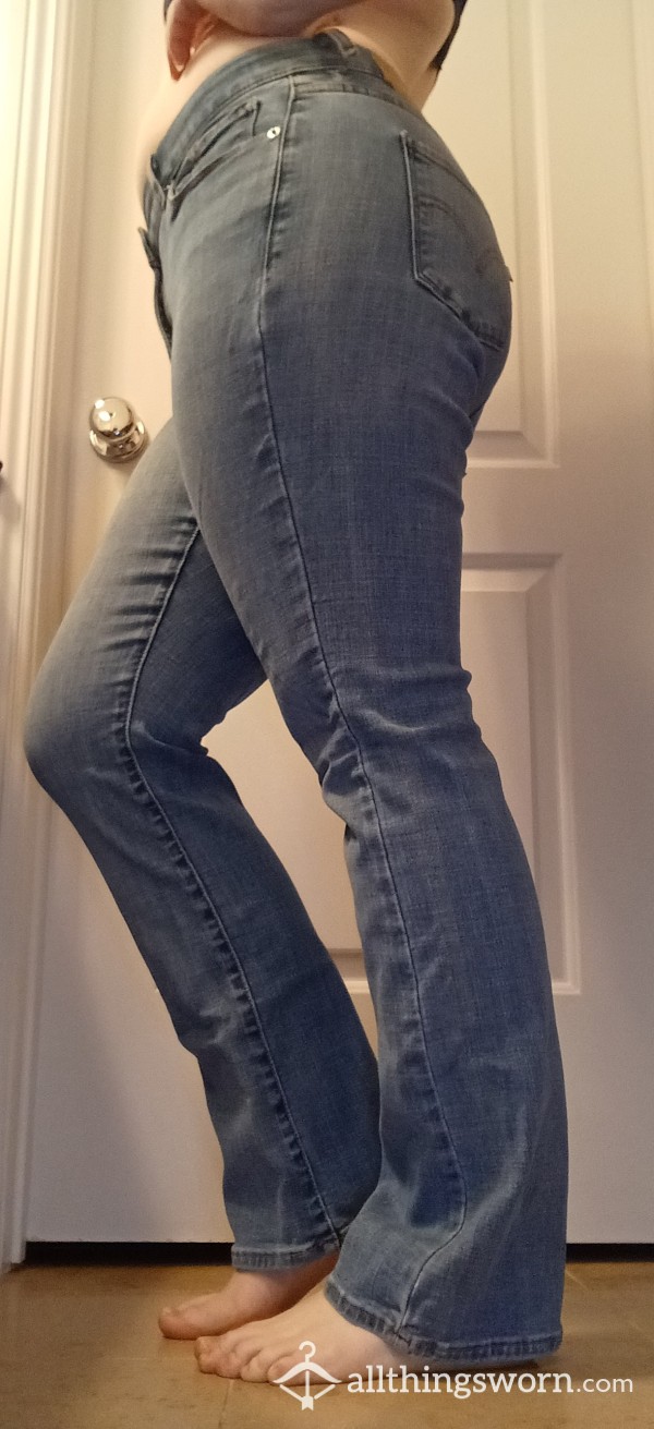 Light Blue Levi's Boot Cut Jeans, Size 8