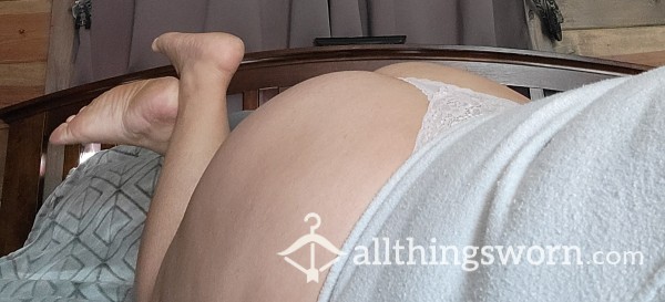 Light Pink Cotton Thong With Lace