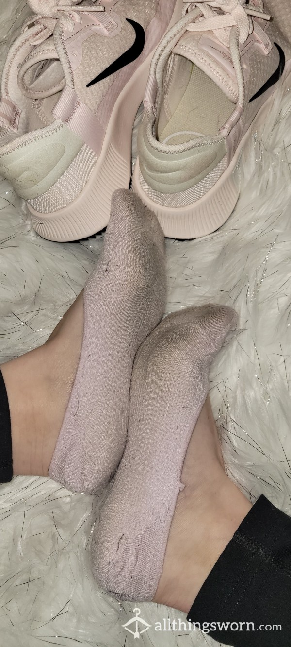 Light Pink No Show Socks - 2 Days Wear Free! Shipping Included. 1 Other Pair Available!