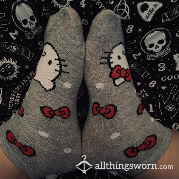 Linty Kawaii Hello Kitty Socks! Gray No Shows BBW