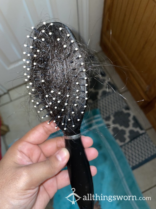 Liv’s Every Day Hair Brush