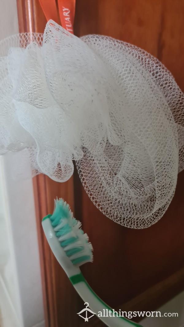 Loofa And Toothbrush 🪥 ♥️  Both Should Have Been Replaced Months Ago But I'm A Dirty Bitch! Join Me In My Bathroom.💋