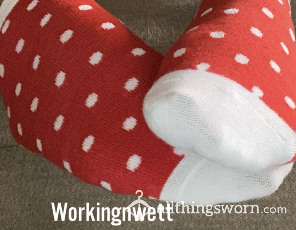 Love ❤️ Me Not 🥴 Red/ W Polka Dots Workday Ankle Socks