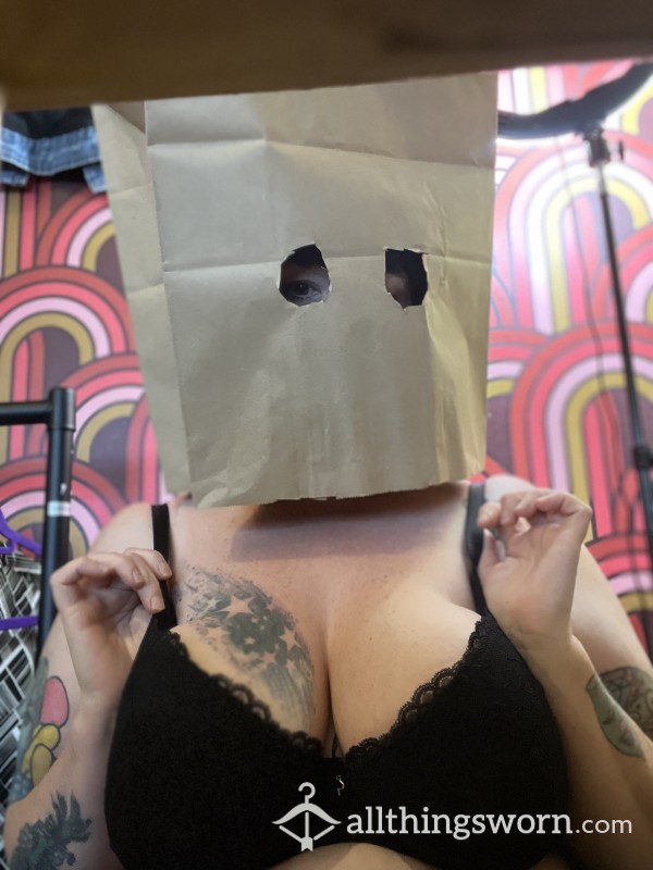 Love The Titties But Hate The Face?! I Got You! Let’s Do Some Paper Bag Content 🤪