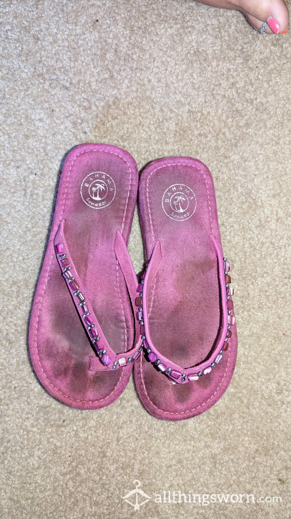 Magenta Pink Thong Sandals Shared With Mother