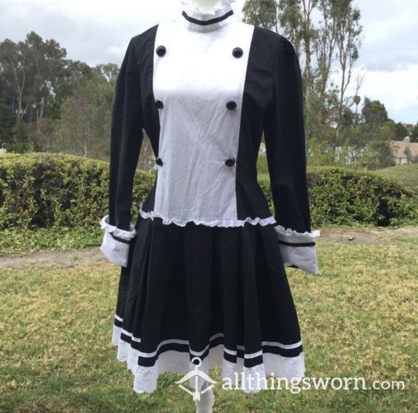 Maids Dress/ Large Maids Dress/ Size 12-14 US
