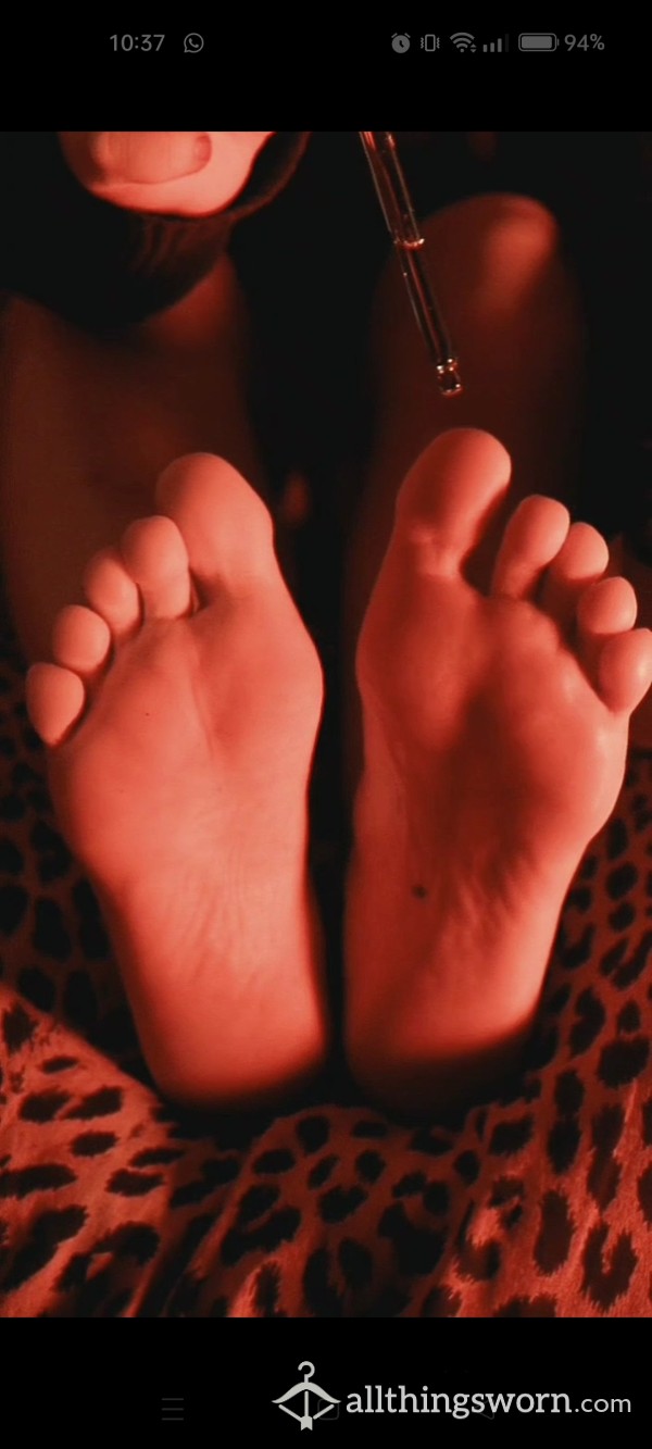 Make It Drip And Rubbing Jojoba Oil On My Clean Feet - 1:35 HD Video