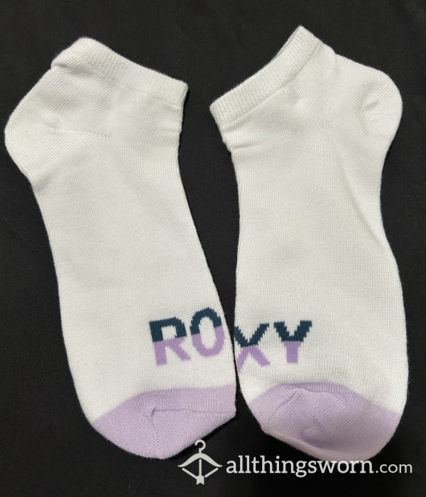 Roxy Socks: Purple White