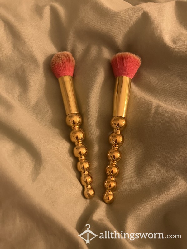 Makeup Brushes I Fucked Myself With