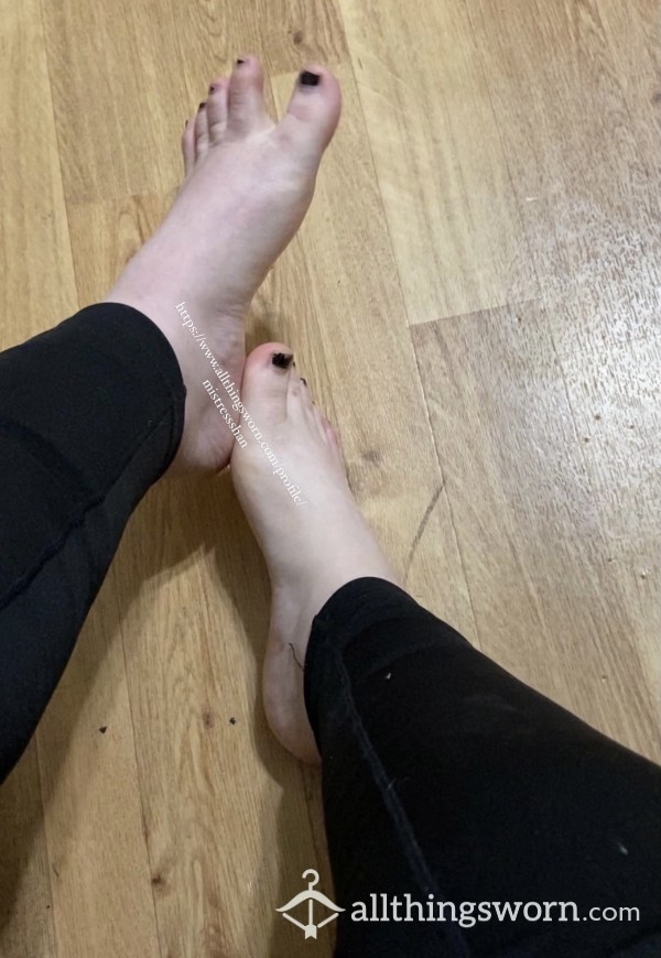 Massaging My Feet Video 1
