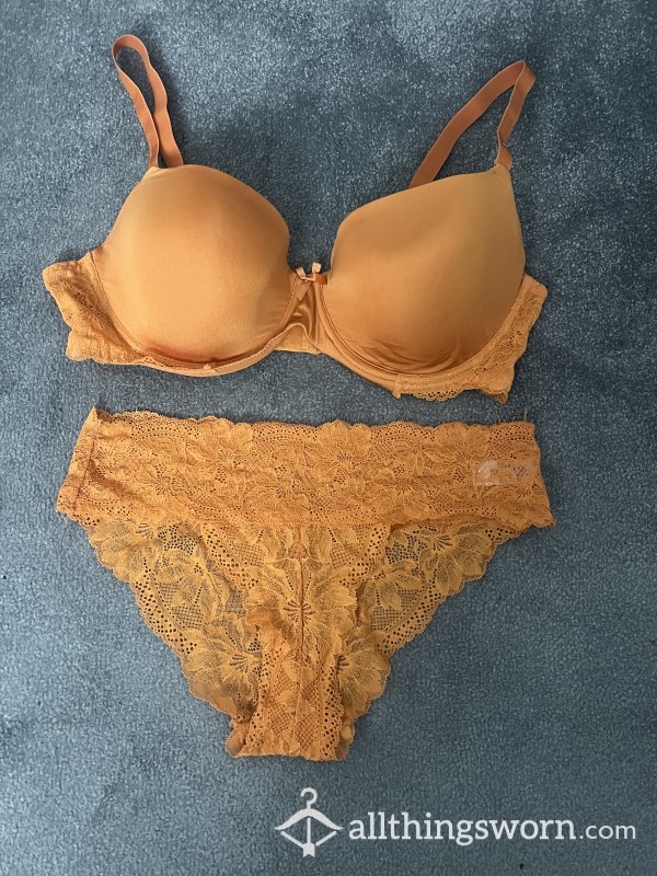 Matching Bra And Panties 38D And Size 14