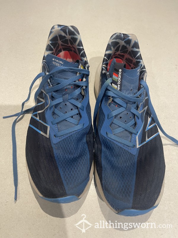 Men’s US 9.5 New Balance Rebels Running Shoes