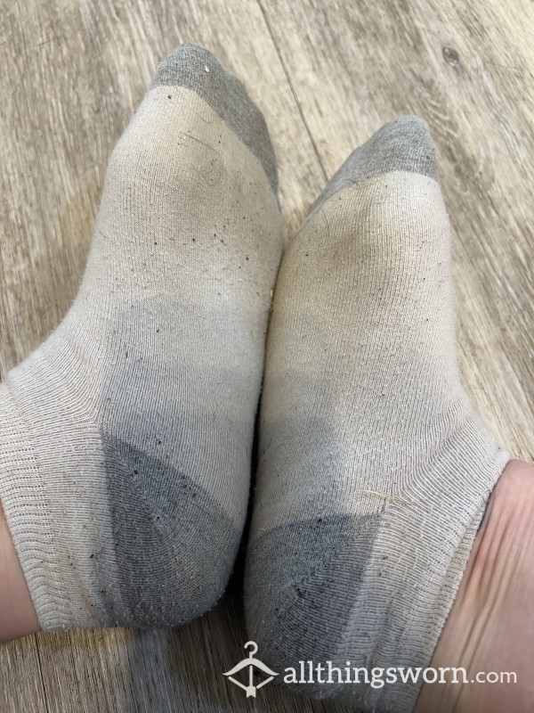 Well-worn White Socks 🧦