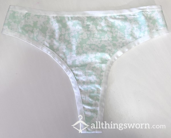 Mint Green Floral Thong 💚