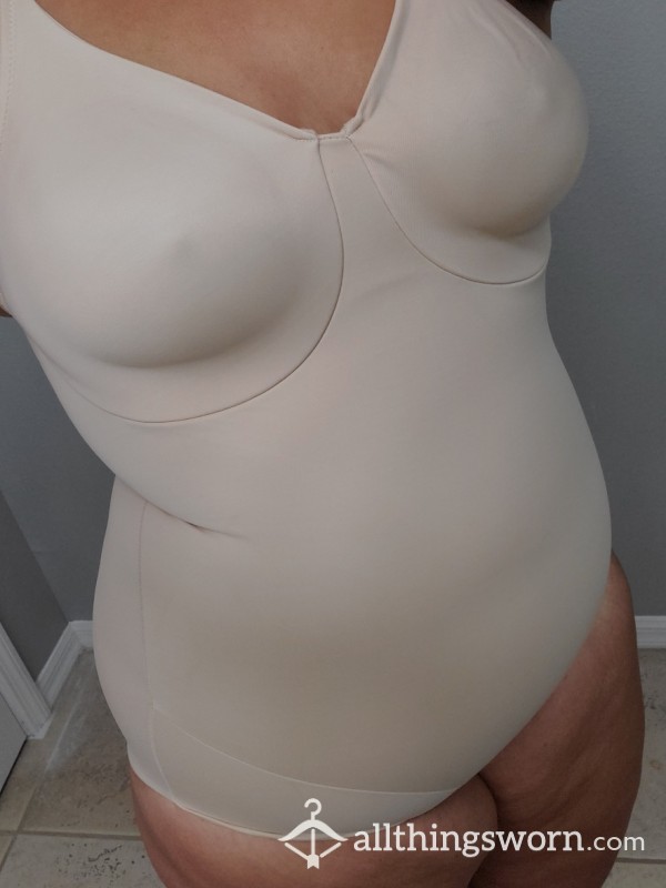 Miracle Suit 38C, Girdle