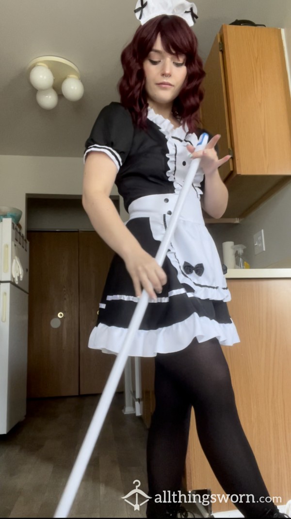 Miserable Maid, Trash Stepping And Degrading.