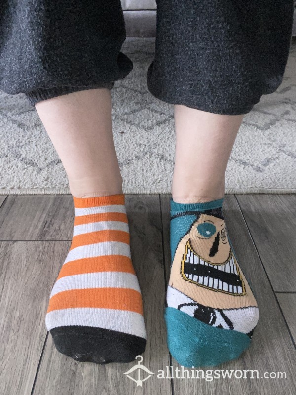 Mismatched Halloween Socks