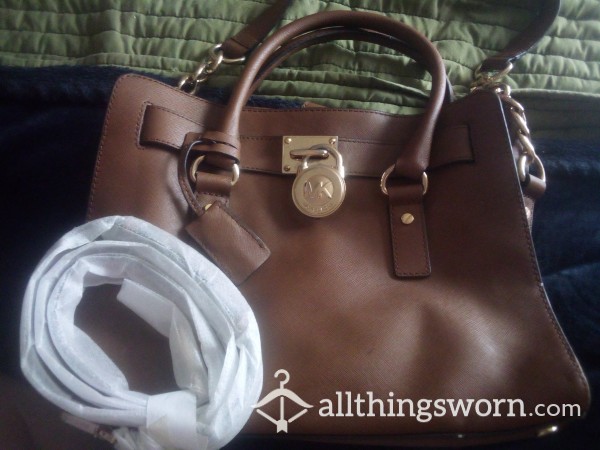 MK Brown Leather Purse Like New