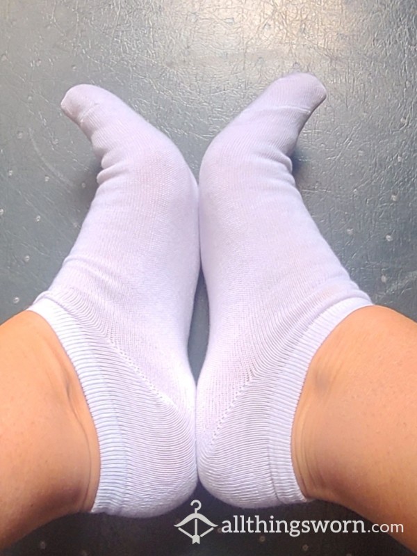 Thin White Ankle Socks - FREE US SHIPPING