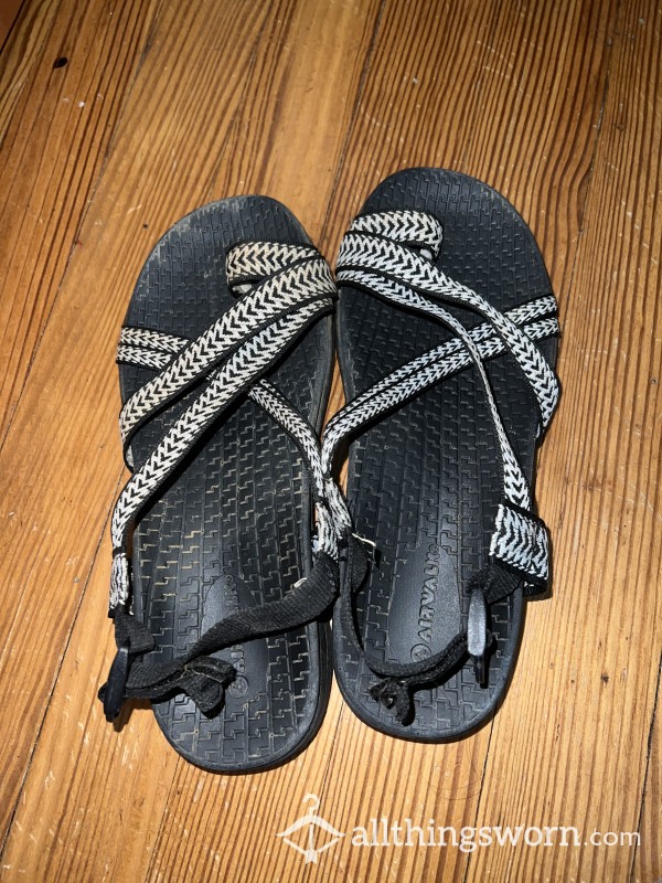 Well Worn Dirty Hiking Sandals Size 7