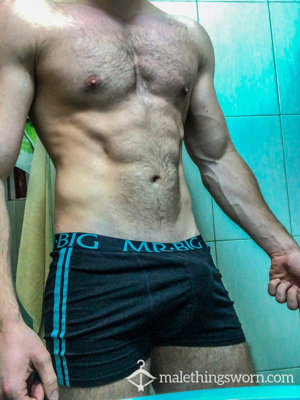 Musky Pants Used During Workouts And Sauna Sessions