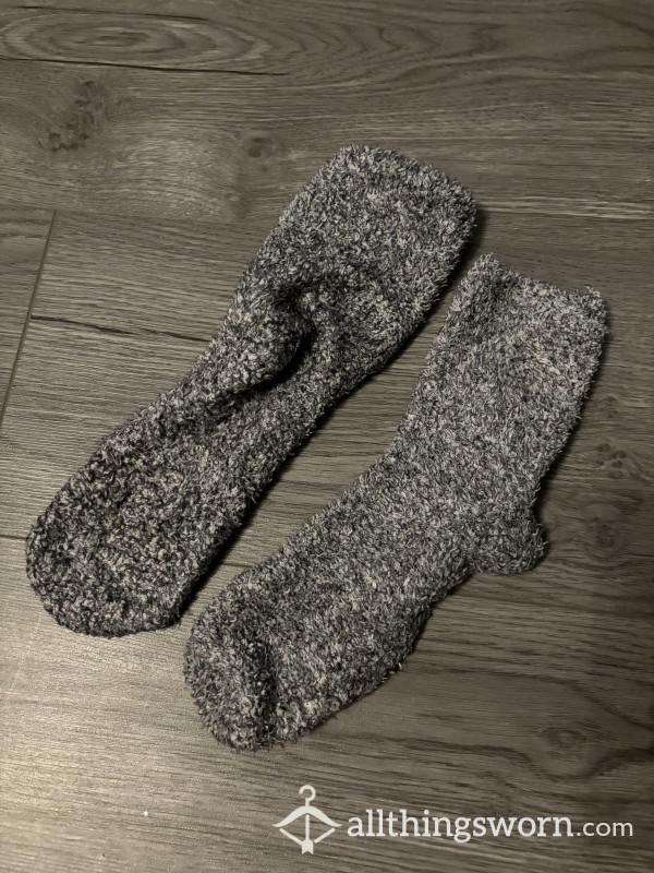 My Dark Grey Fluffy Sleep Socks 🧦