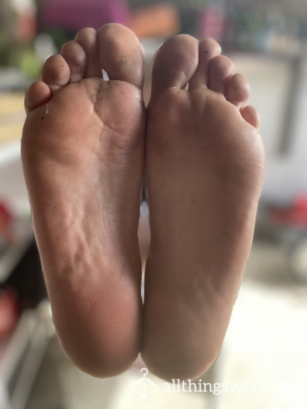 My Dirty Feet To Be Cleaned By You
