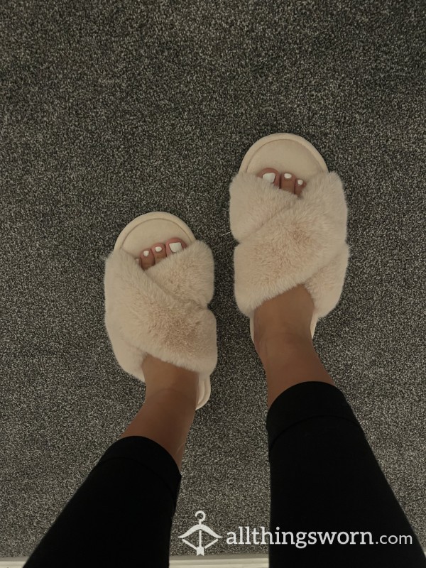 My Fave Fluffy Slippers!!