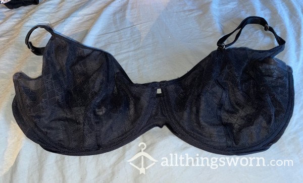 The Most Well Loved Sexy 38G Black Plunge Bra
