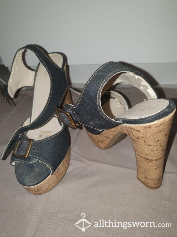 My Favourite Vintage Style Heels. Visibly Worn